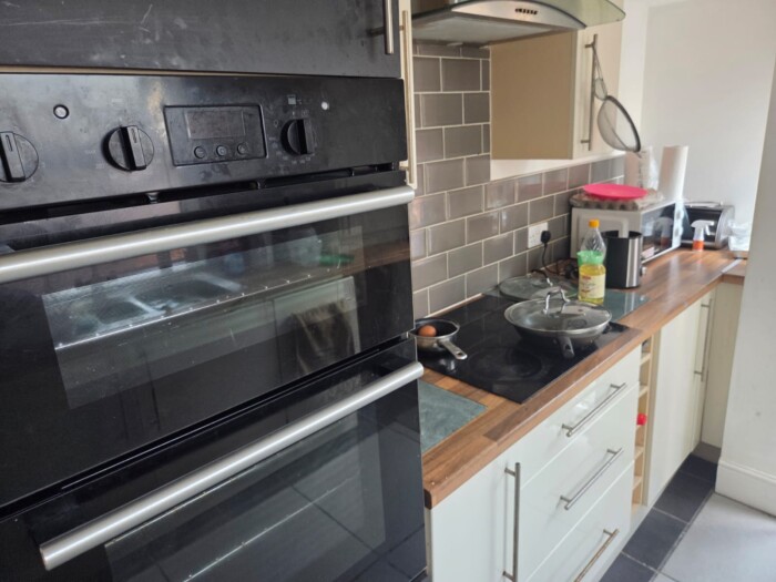 Large 2 Bed BTL Hull HU6 Ref:0348 - Image 37