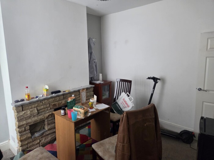 Large 2 Bed BTL Hull HU6 Ref:0348 - Image 5