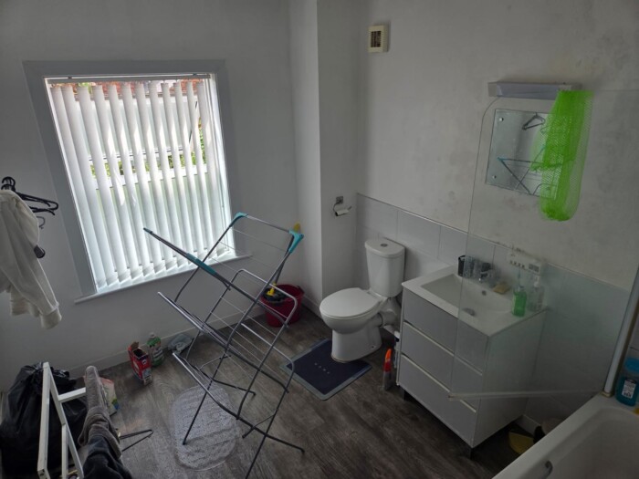 Large 2 Bed BTL Hull HU6 Ref:0348 - Image 7