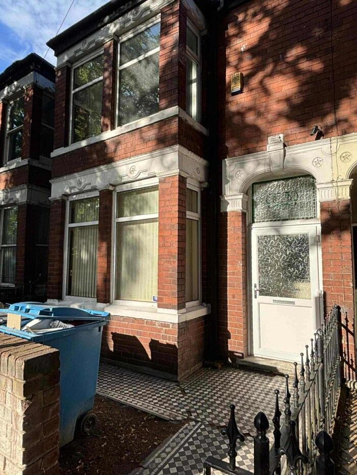 Large 4 Bed BTL Hull HU3 Ref:0367 - Image 2