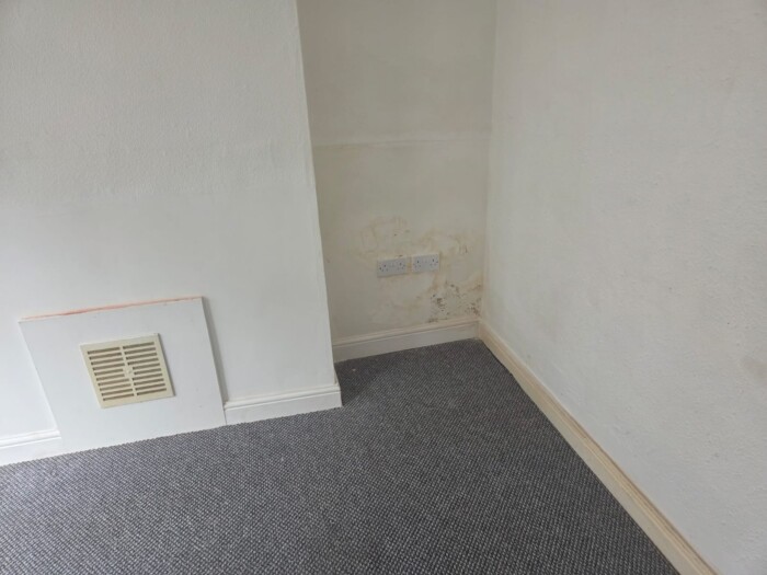 2 Bed BTL Hull HU5 Ref:0360 - Image 6