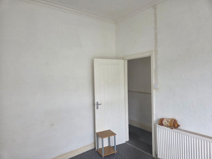 2 Bed BTL Hull HU5 Ref:0360 - Image 7