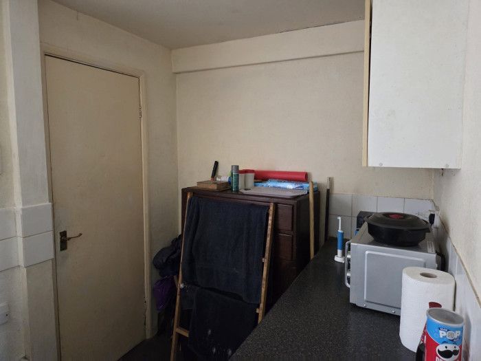 2 Bed BTL Hull HU3 Ref:0371 - Image 15