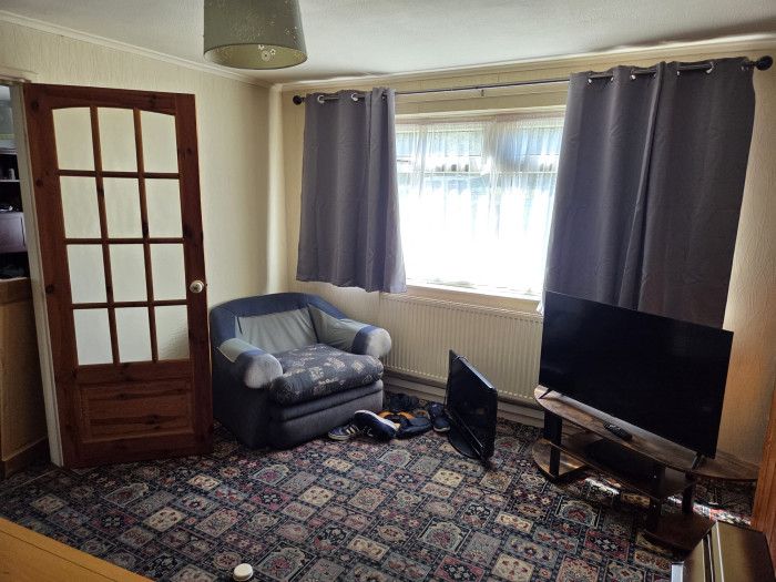 3 Bed BTL Hull HU6 Ref:0390 - Image 6