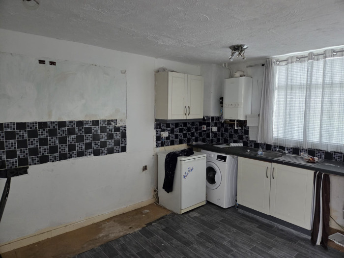 3 Bed BTL Hull HU7 Ref:0396 - Image 26