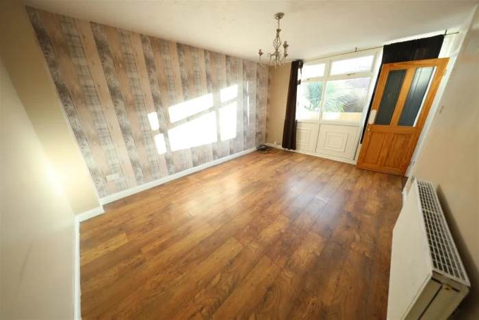3 Bed BTL Hull HU7 Ref:0396 - Image 9