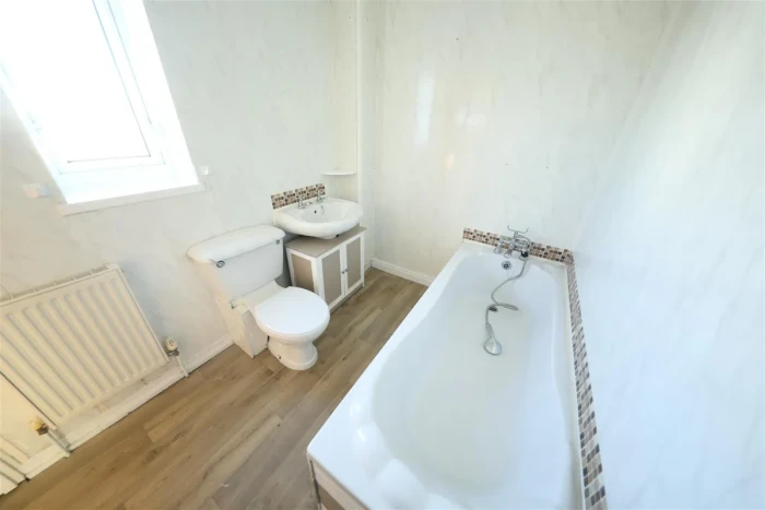3 Bed BTL Hull HU7 Ref:0396 - Image 16