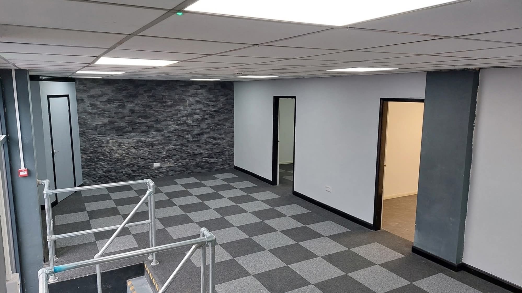 RENTAL: Commercial Offices / Storage Available Hull HU2 Ref:0404 - Image 13