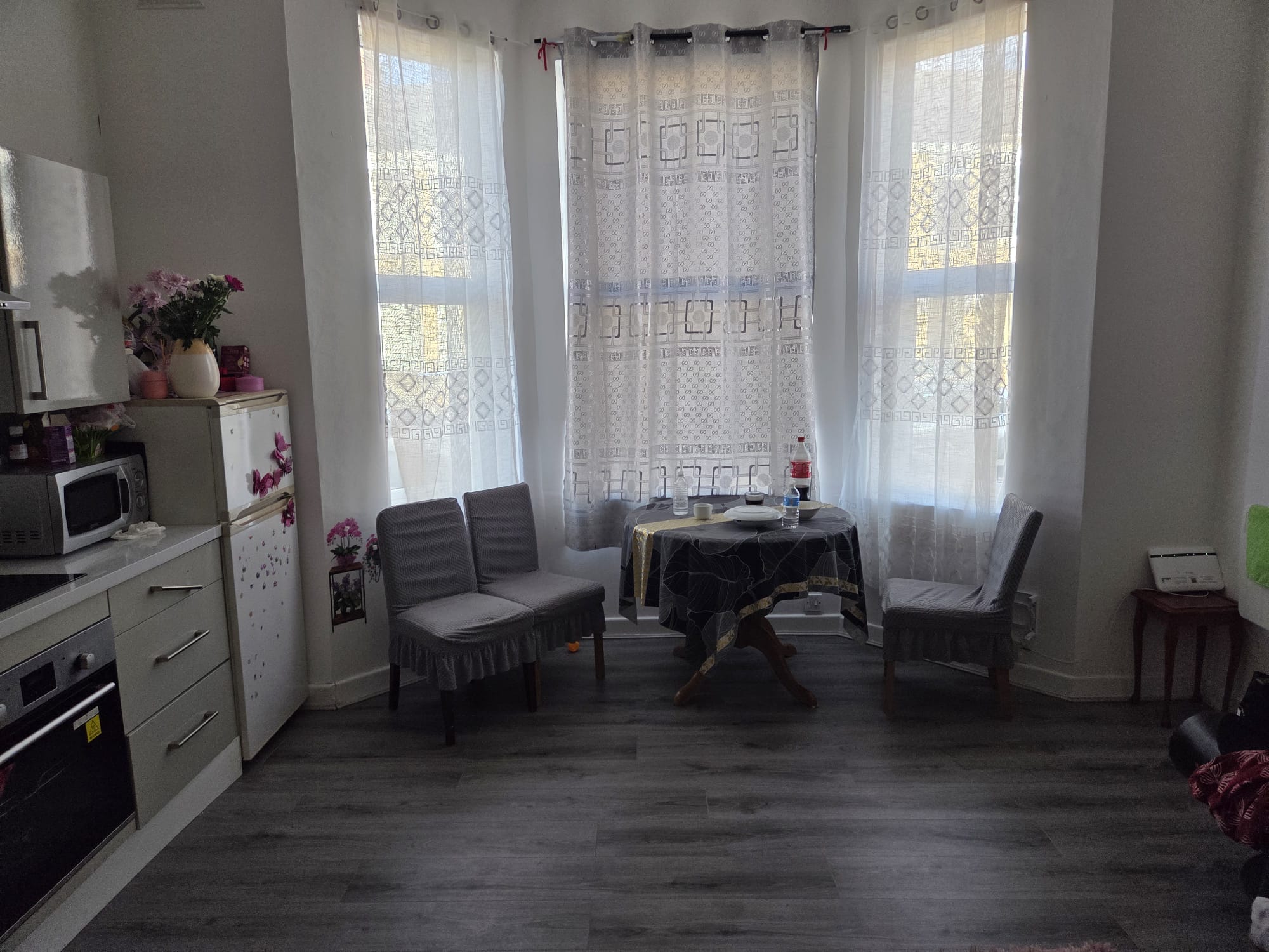 Block of 4 Flats Hull HU5 Ref:0442 - Image 25