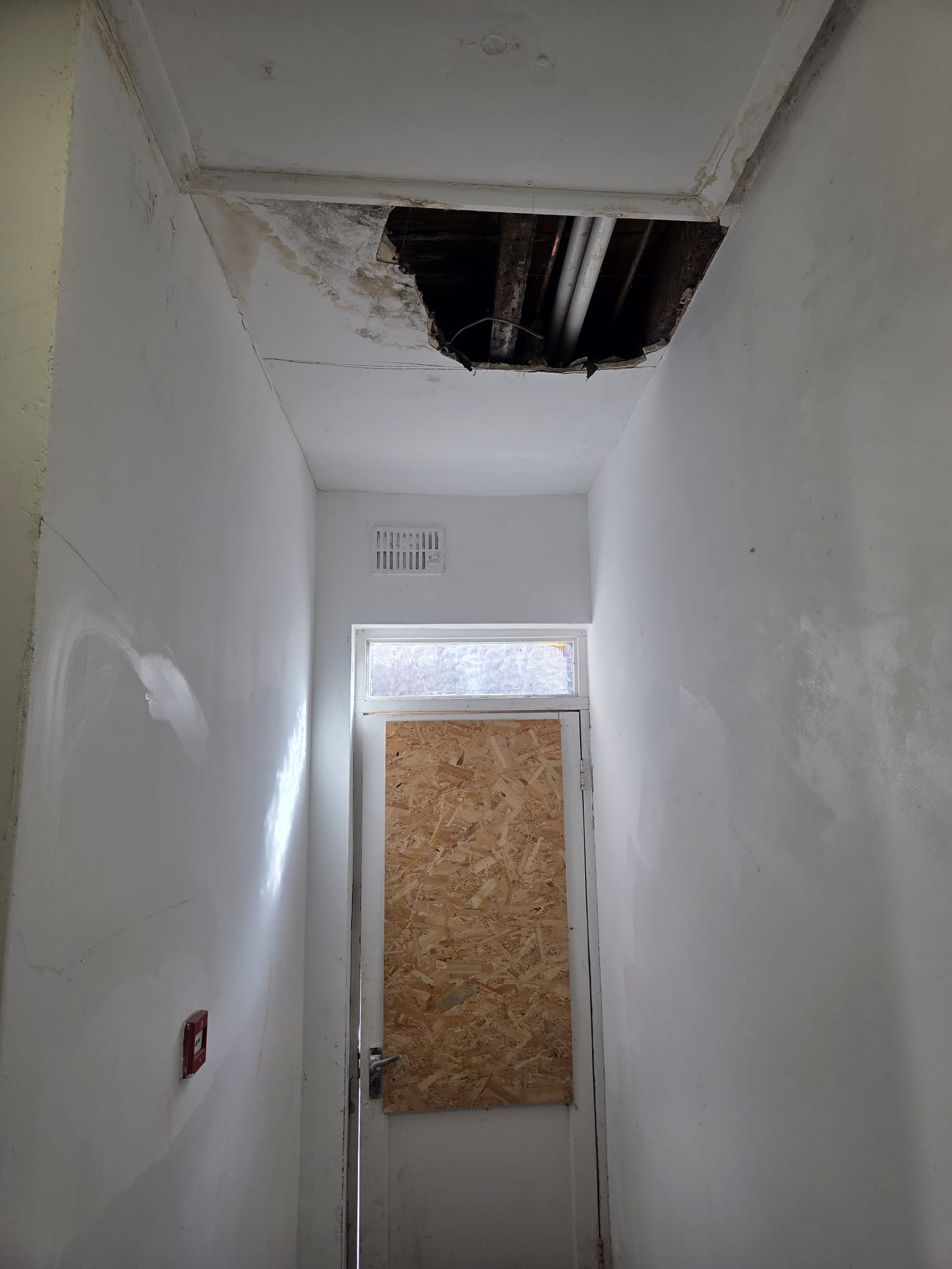 Block of 4 Flats Hull HU5 Ref:0442 - Image 4