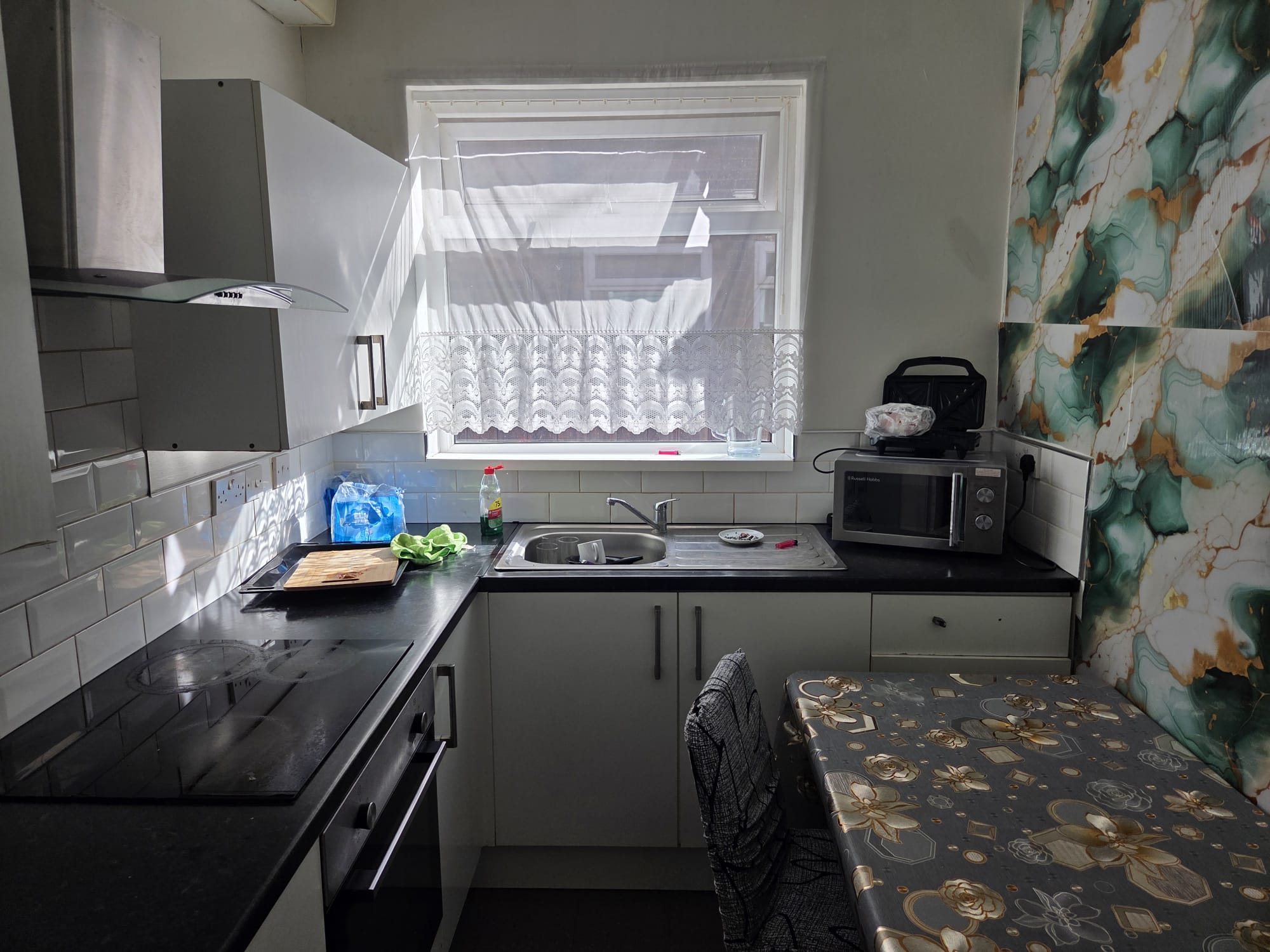 Block of 4 Flats Hull HU5 Ref:0442 - Image 38