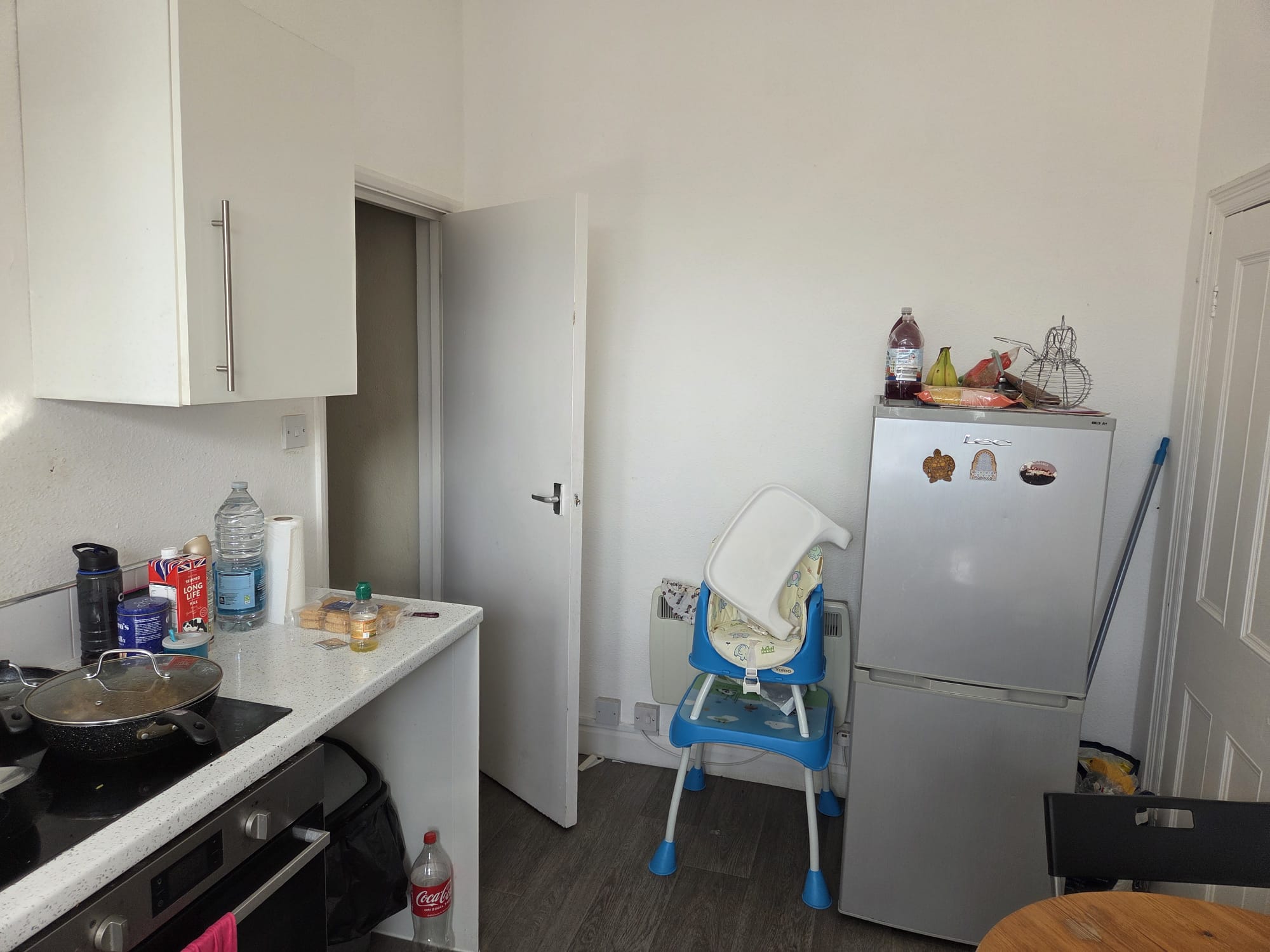 Block of 4 Flats Hull HU5 Ref:0442 - Image 52