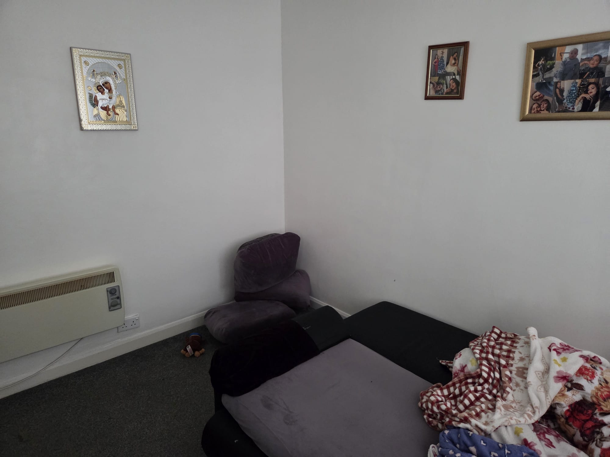 Block of 4 Flats Hull HU5 Ref:0442 - Image 68