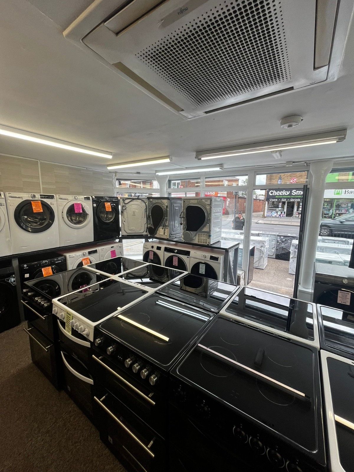 Mixed Commercial (Shop Plus 2 Bed Flat) | Hull, HU9 | Ref:0488 - Image 8