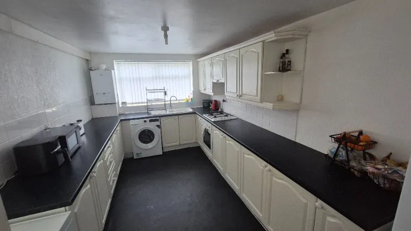 2 Bed BTL Hull HU8 Ref:0483 - Image 9